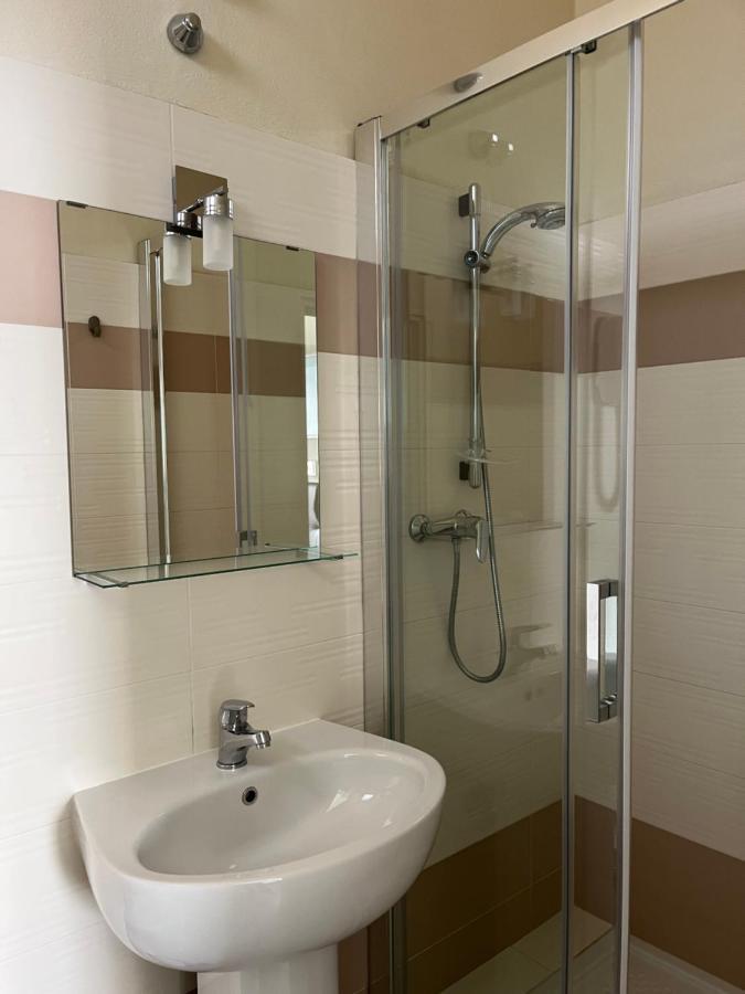 R&B Hotel Alfonsine Bagian luar foto